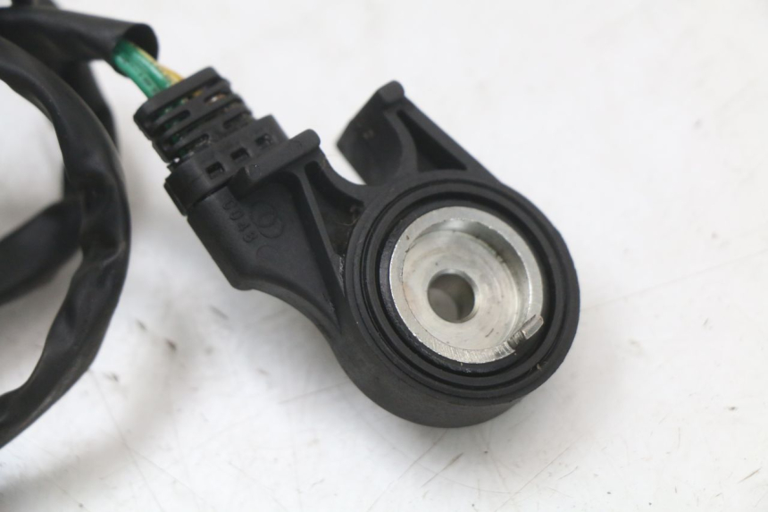 photo de SIDE STAND SWITCH JINLUN JL HIGHLANDER 125 (2007 - 2015) - Technical close-up