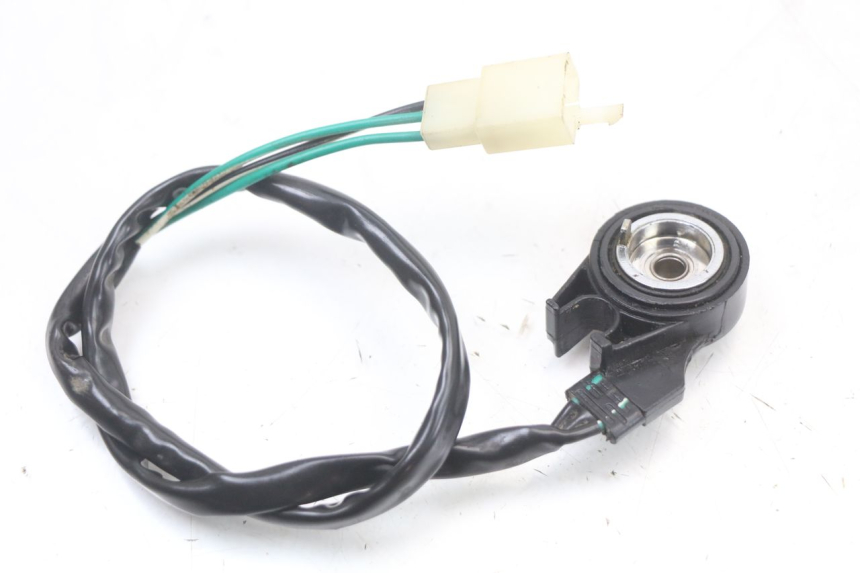 photo de IGNITION SWITCH KICKSTAND ORCAL KITE 4T 50 (2019 - 2023) - Zoom on usage condition