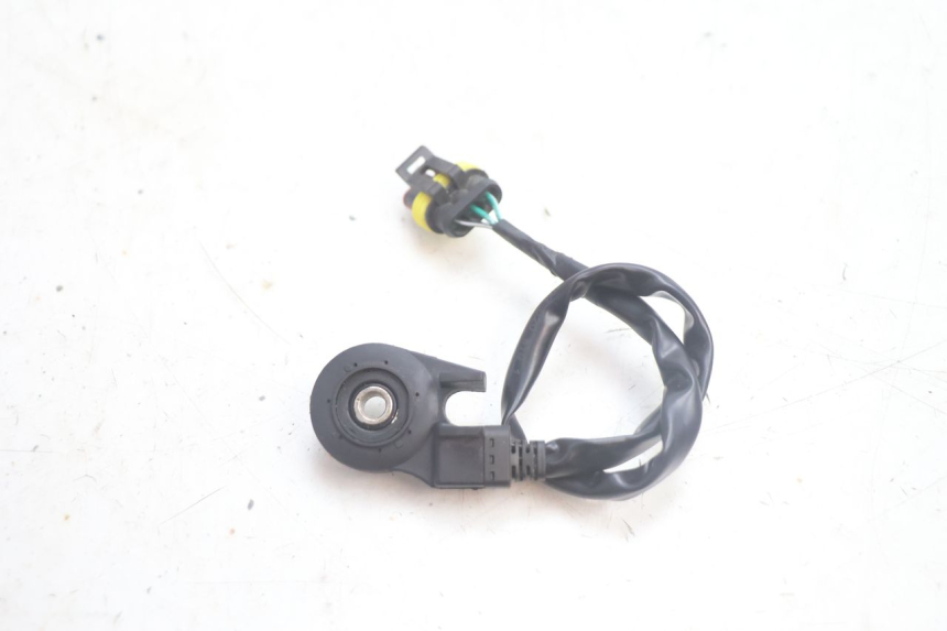 photo de SIDE STAND SWITCH JM MOTORS R-MAX TECH 50 (2024 - 2026) - Zoom on usage condition