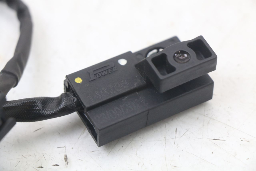photo de SIDE STAND SWITCH ROYAL ENFIELD CONTINENTAL GT 650 (2019 - 2024) - Component detail