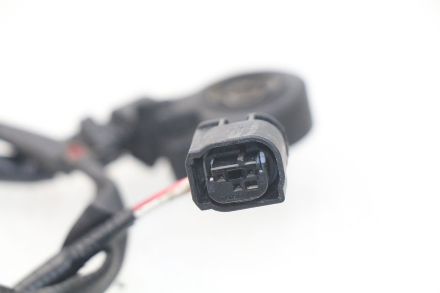 photo de SIDE STAND SWITCH BMW S RR ABS S1000RR 1000 (2009 - 2011) - Alternative perspective