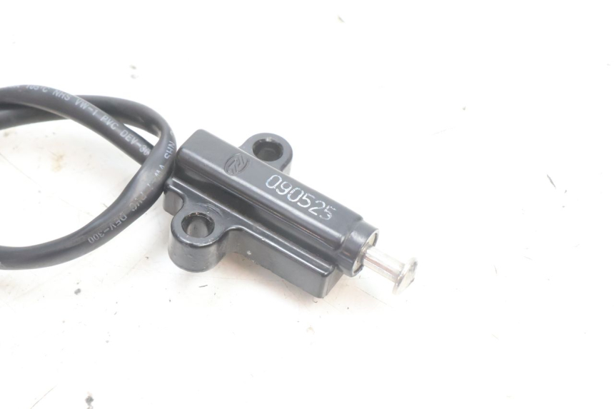 photo de SIDE STAND SWITCH PEUGEOT SATELIS 125 (2006 - 2009) - Zoom on usage condition