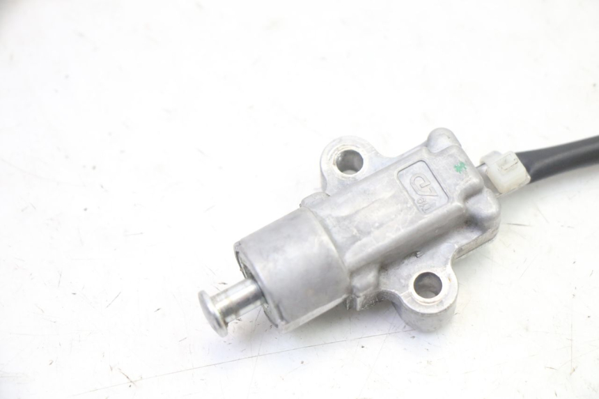 photo de SIDE STAND SWITCH YAMAHA XMAX X-MAX 125 (2021 - 2025) - Zoom on usage condition