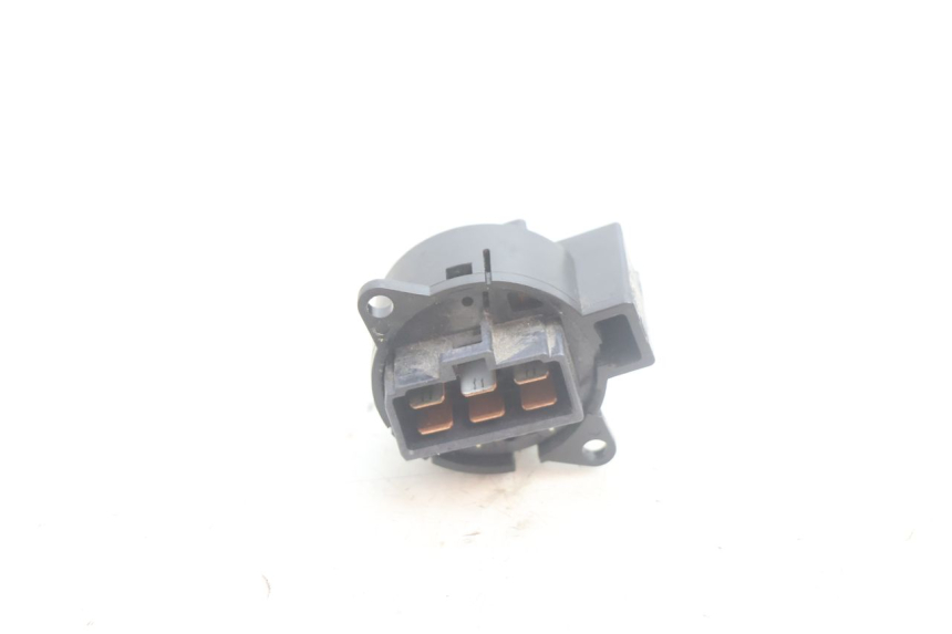photo de SWITCH SUZUKI BURGMAN EXECUTIVE ABS 650 (2006 - 2012) - Zoom on usage condition