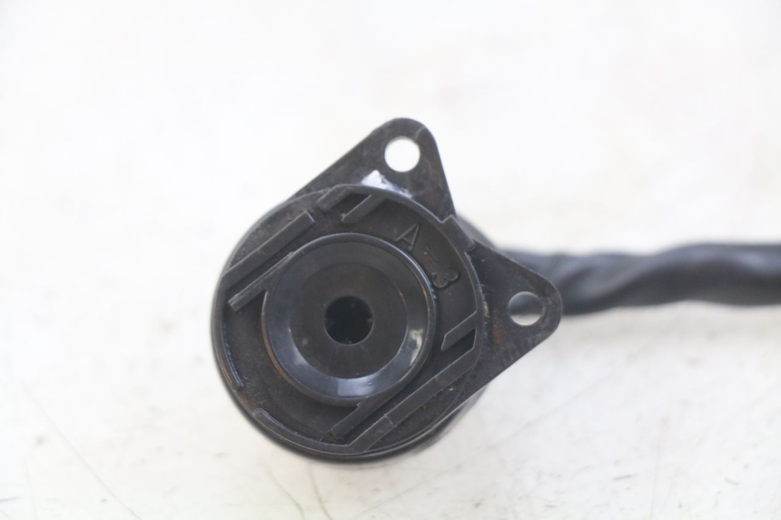 photo de IGNITION SWITCH KEEWAY F-ACT FACT 50 (2006 - 2011) - Alternative perspective