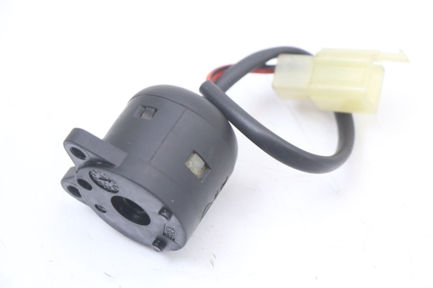 photo de SWITCH HONDA FES PANTHEON 2T 125 (1998 - 2002) - Zoom on usage condition