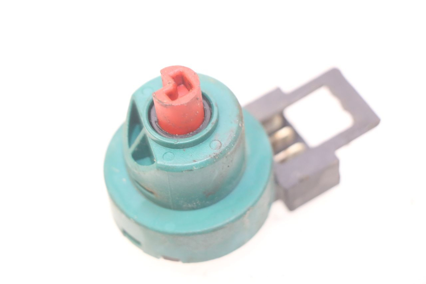photo de IGNITION SWITCH PIAGGIO FLY 100 (2006 - 2010) - Main view