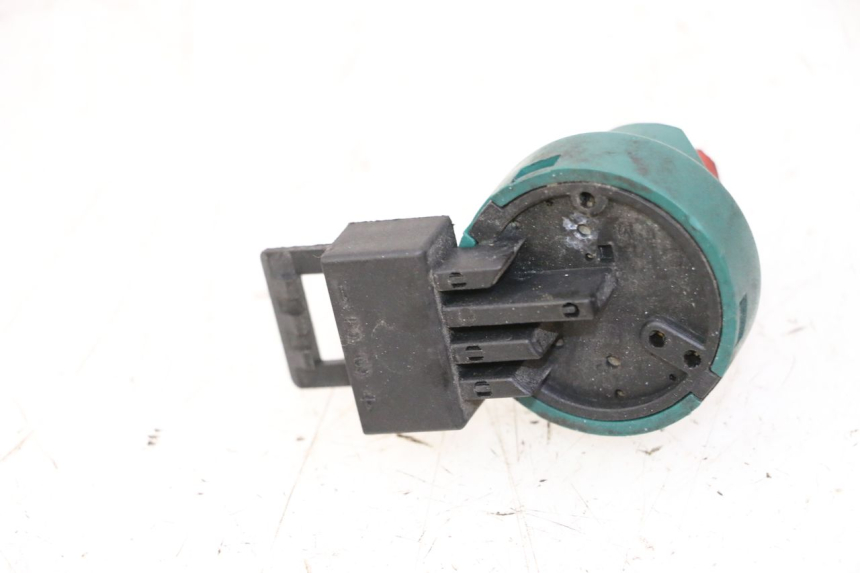 photo de IGNITION CUT-OFF PIAGGIO LXV 4T 50 (2009 - 2013) - Zoom on usage condition