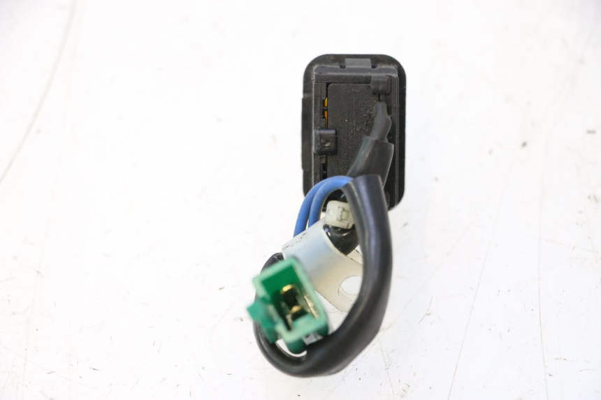 photo de SWITCH SYM MIO 50 (2005 - 2010) - Component detail