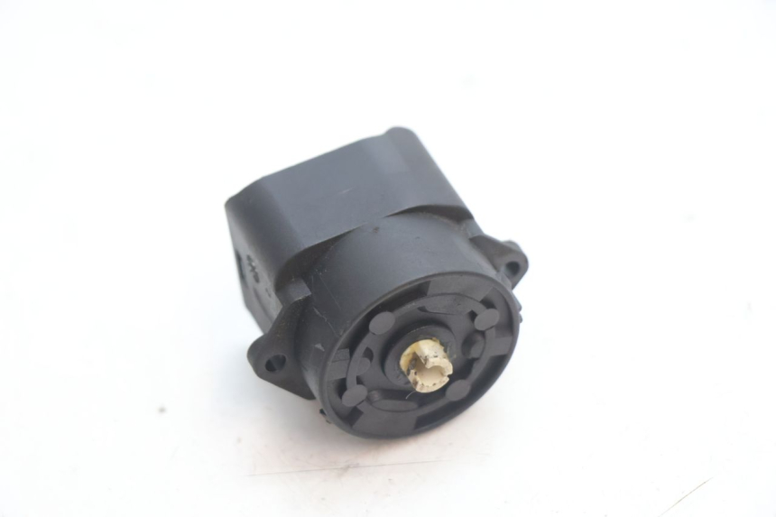 photo de SWITCH PIAGGIO MP3 LT 300 (2010 - 2016) - Zoom on usage condition