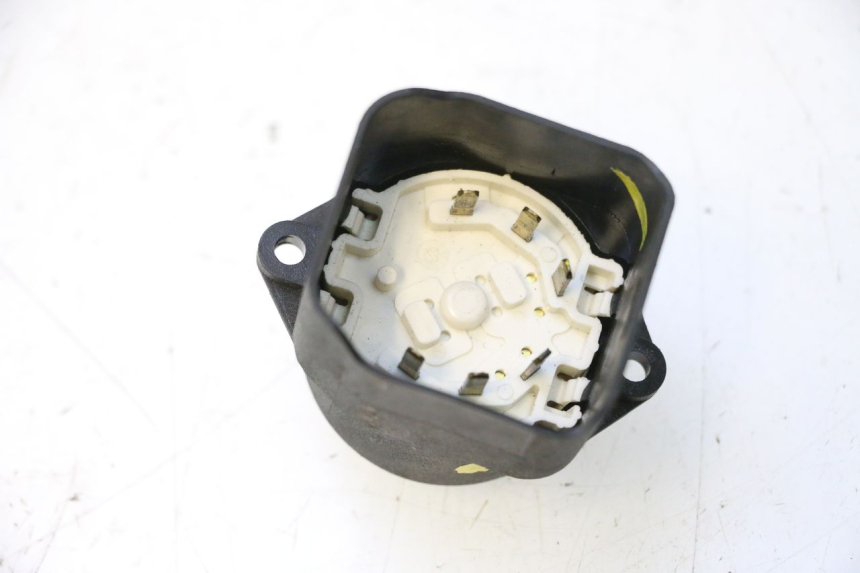 photo de SWITCH PIAGGIO MP3 500 (2011 - 2015) - Zoom on usage condition