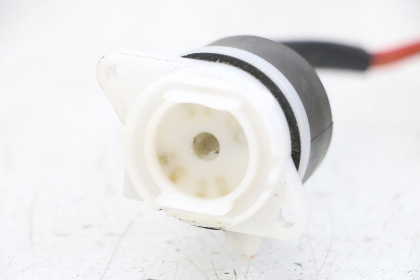 photo de SWITCH YAMAHA NEO'S CORE 1 (2022 - 2026) - Technical close-up