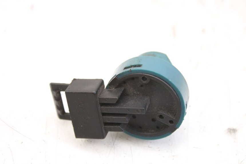photo de IGNITION SWITCH PIAGGIO NEW TYPHOON 50 (2018 - 2021) - Component detail