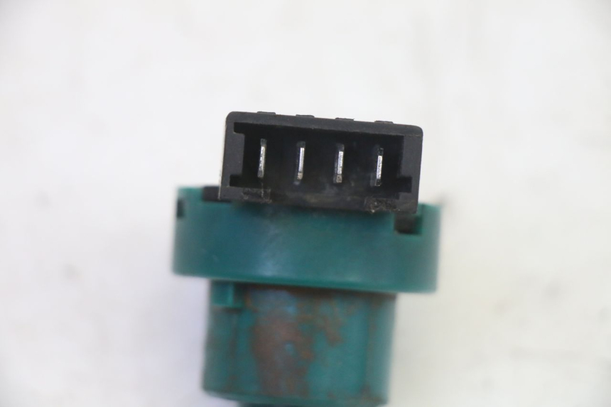 photo de SWITCH PIAGGIO NEW TYPHOON 50 (2010 - 2017) - Component detail