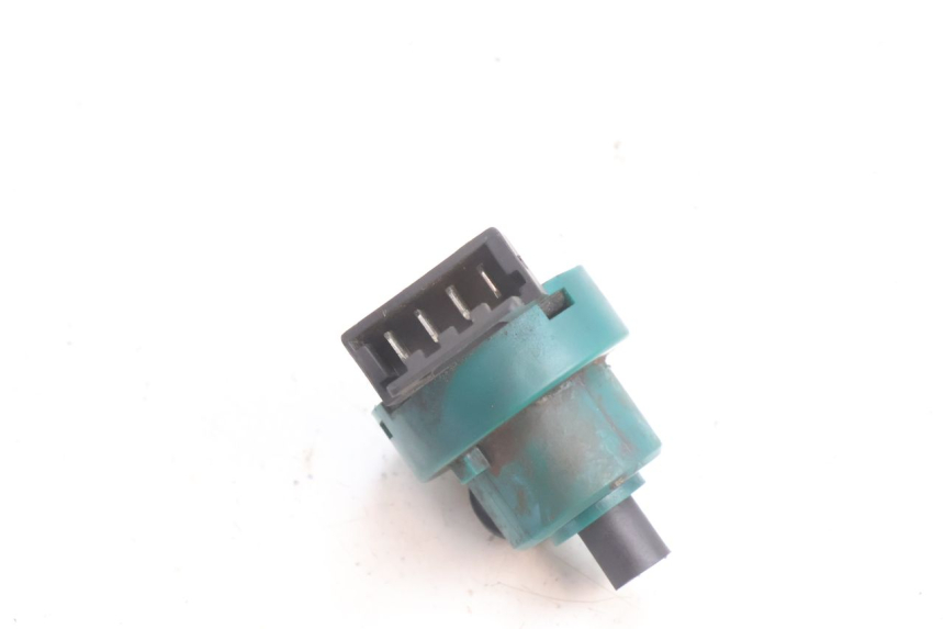 photo de IGNITION SWITCH PIAGGIO NEW TYPHOON 50 (2018 - 2021) - Alternative perspective