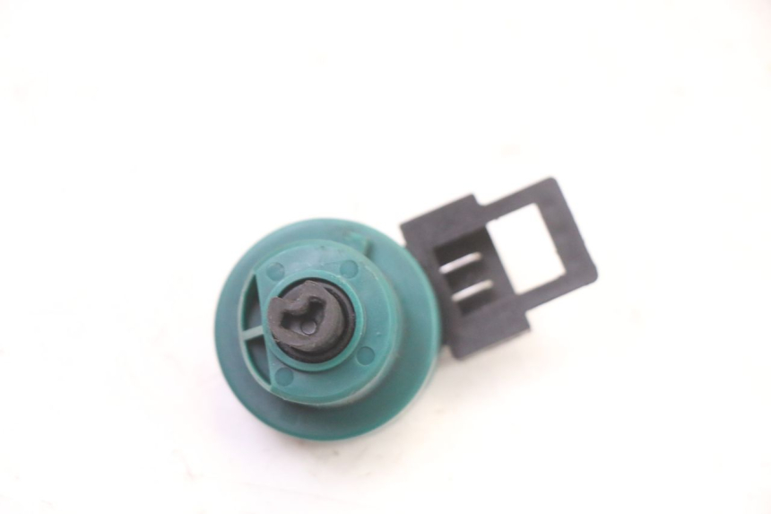 photo de SWITCH PIAGGIO NRG POWER PUREJET 50 (2018 - 2021) - Alternative perspective