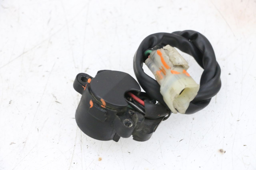 photo de SWITCH HONDA NSR R 125 (1994 - 2003) - Zoom on usage condition