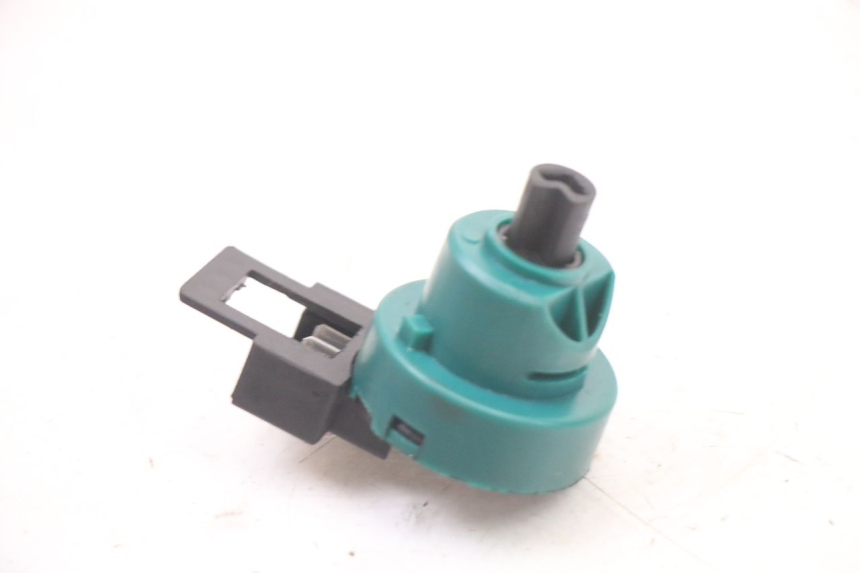 photo de SWITCH PIAGGIO NRG POWER PUREJET 50 (2018 - 2021) - Zoom on usage condition