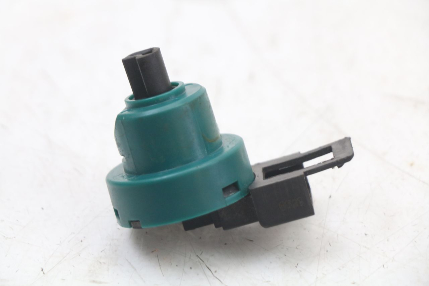 photo de IGNITION SWITCH PIAGGIO VESPA LX 2T 50 (2005 - 2013) - Component detail