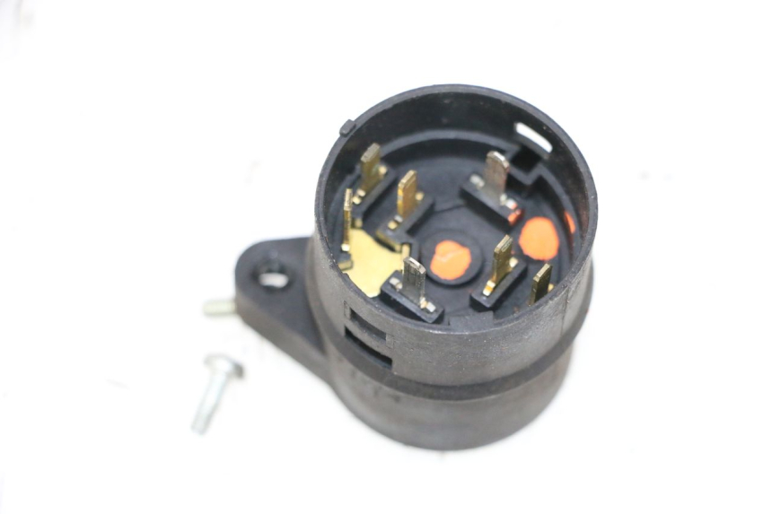 photo de SWITCH PEUGEOT SATELIS COMPRESSOR K15 125 (2006 - 2009) - Main view