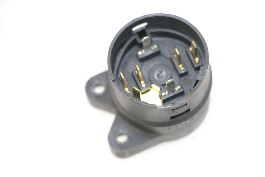 photo de SWITCH PEUGEOT SATELIS 125 (2006 - 2009) - Technical close-up