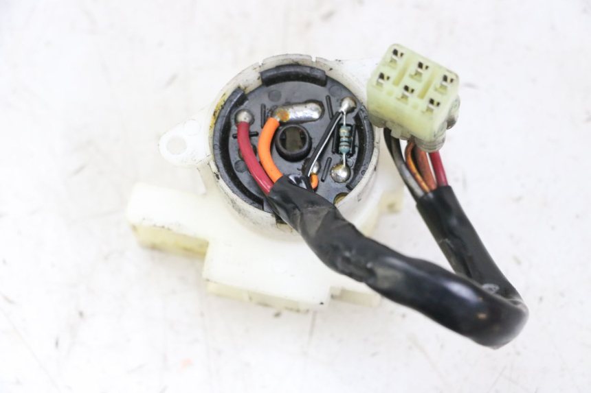 photo de SWITCH SUZUKI BURGMAN 125 (2015 - 2017) - Zoom on usage condition