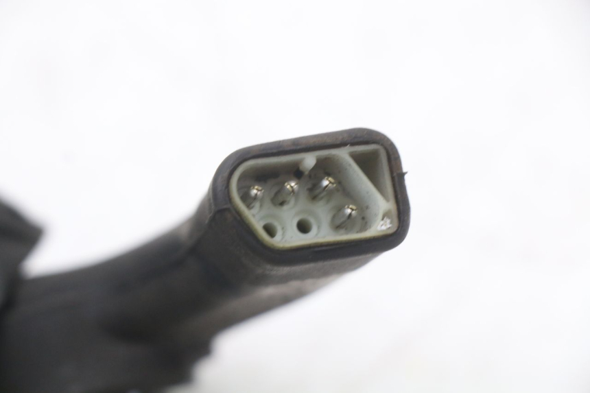 photo de IGNITION SWITCH PIAGGIO TYPHOON 80 (1994 - 1997) - Alternative perspective