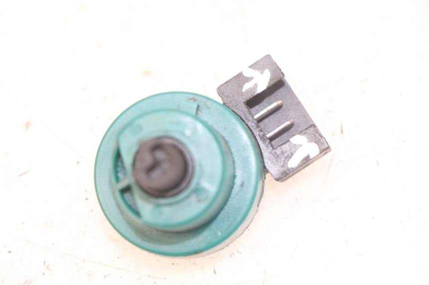 photo de IGNITION SWITCH PIAGGIO VESPA LXV 125 (2006 - 2009) - Main view