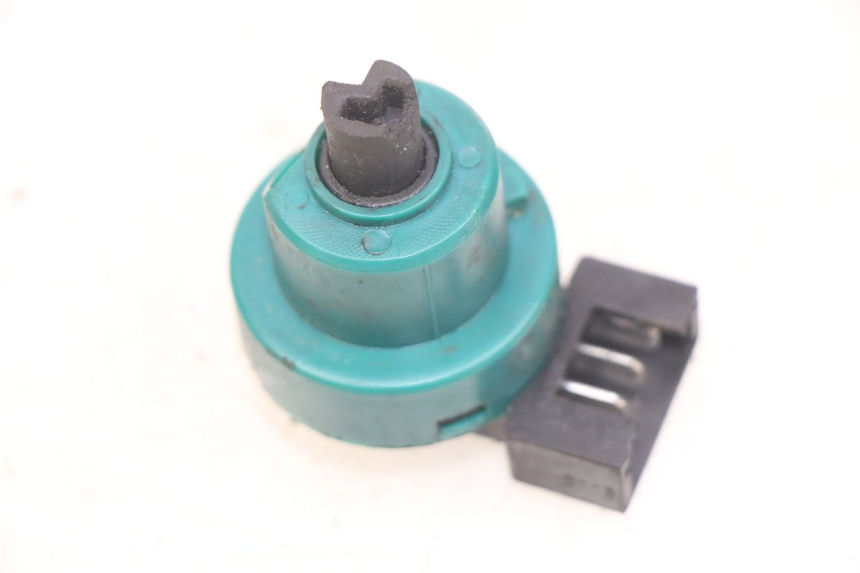 photo de IGNITION SWITCH PIAGGIO VESPA LXV 125 (2006 - 2009) - Component detail