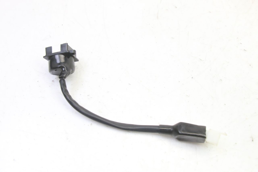 photo de SWITCH PEUGEOT VIVACITY NEW 4T 50 (2008 - 2017) - Zoom on usage condition