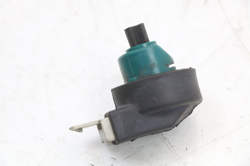 photo de IGNITION SWITCH PIAGGIO X10 125 (2012 - 2017) - Zoom on usage condition