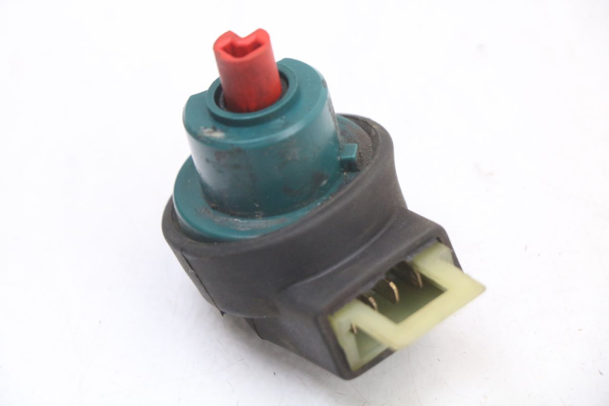 photo de IGNITION SWITCH PIAGGIO X8 125 (2004 - 2007) - Zoom on usage condition
