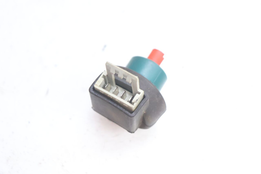 photo de IGNITION SWITCH PIAGGIO X9 EVOLUTION 125 (2003 - 2007) - Technical close-up