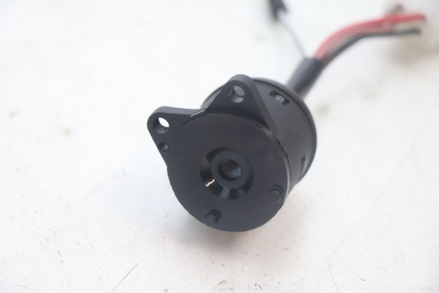 photo de IGNITION SWITCH YAMAHA YP MAJESTY 125 (2007 - 2010) - Component detail