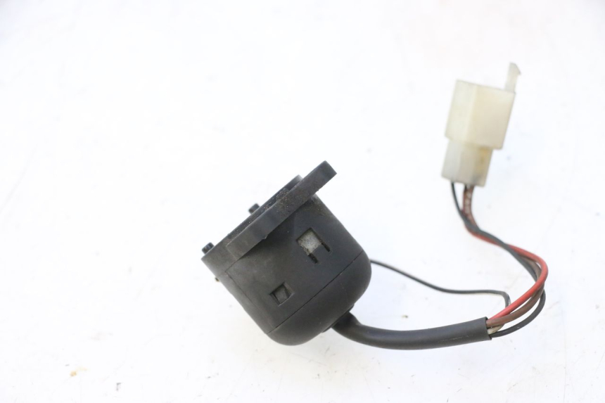 photo de SWITCH YAMAHA YP MAJESTY 125 (1998 - 2001) - Component detail