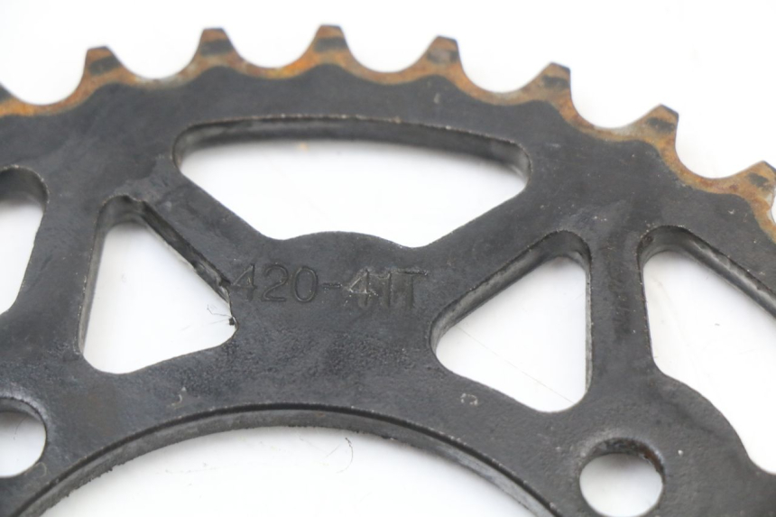 photo de SPROCKET ORION AGB37 CRF1 DIRT BIKE 140 - Zoom on usage condition