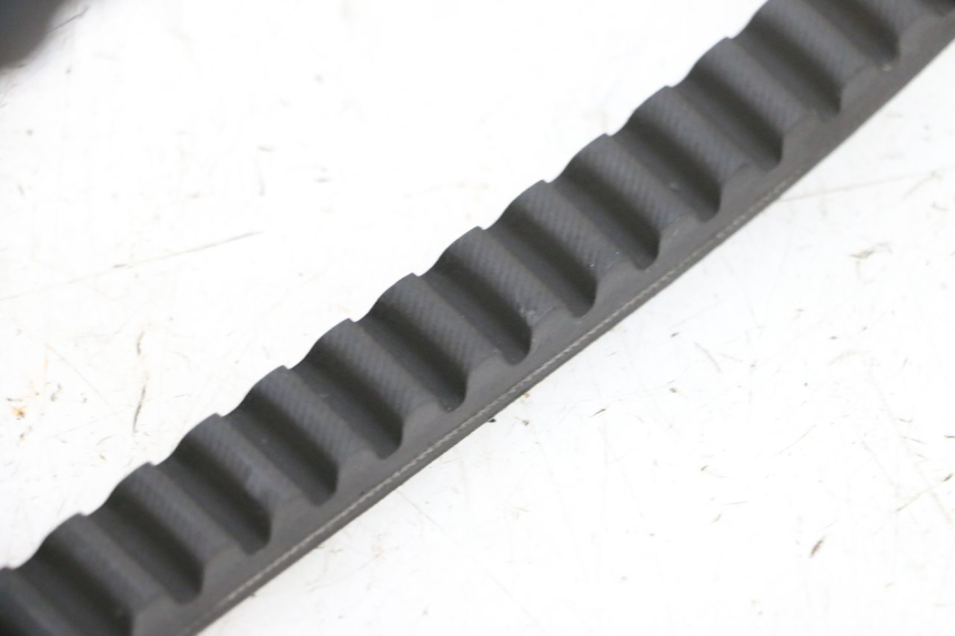 photo de DRIVE BELT PEUGEOT ELYSEO 125 (1999 - 2004) - Zoom on usage condition