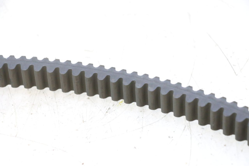 photo de DRIVE BELT HONDA FJS SILVER WING SILVERWING 400 (2005 - 2008) - Alternative perspective