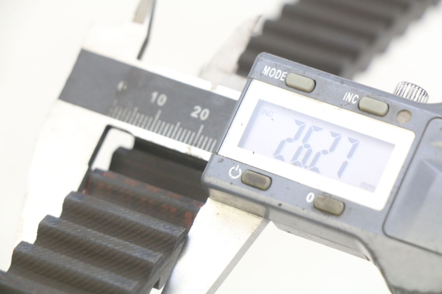 photo de BELT HONDA FJS SILVERWING SILVER WING 400 (2009 - 2016) - Component detail