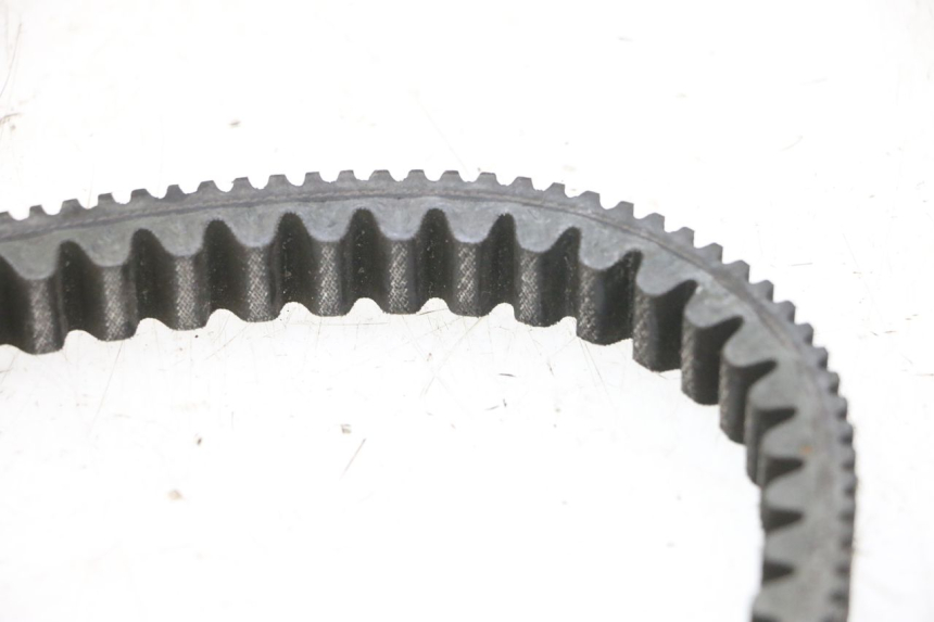 photo de DRIVE BELT PIAGGIO MP3 LT 300 (2010 - 2016) - Fixing points details