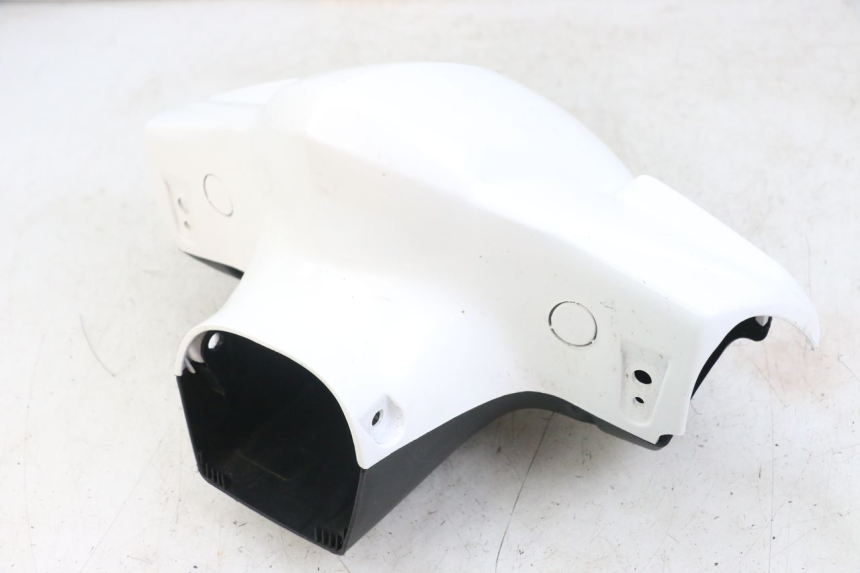 photo de HANDLEBAR COVER KYMCO AGILITY 4T 50 (2018 - 2022) - Alternative perspective