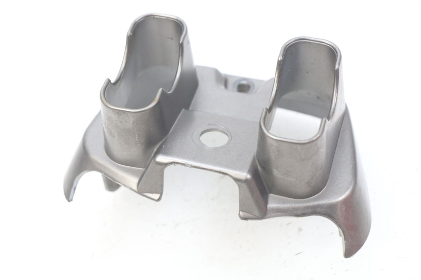 photo de HANDLEBAR COVER KYMCO AGILITY RS 2T 50 (2009 - 2013) - Zoom on usage condition