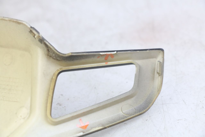 photo de HANDLEBAR COVER NECO ALEXONE 125 (2017 - 2024) - Additional view of the item