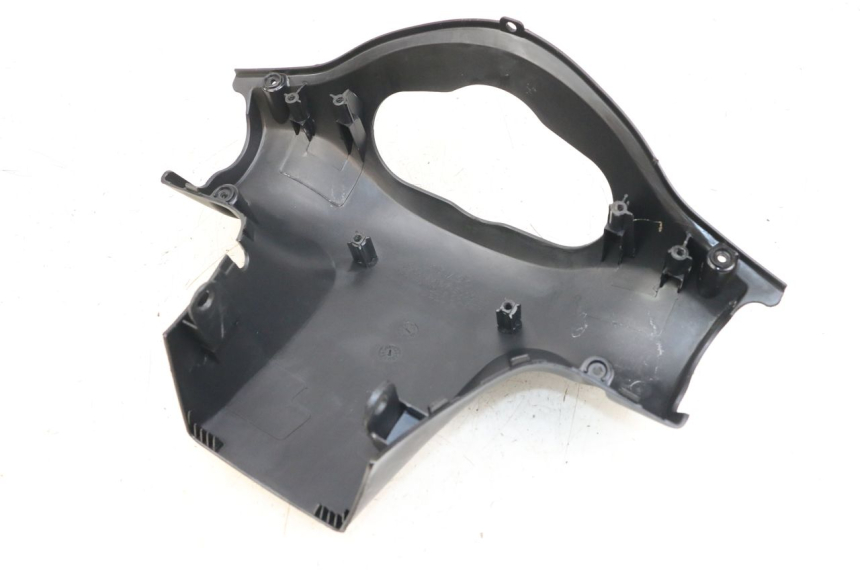 photo de REAR HANDLEBAR COVER KYMCO AGILITY 4T 50 (2018 - 2022) - Alternative perspective