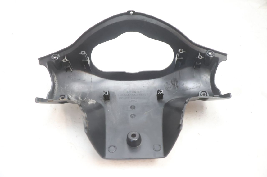 photo de REAR HANDLEBAR COVER KYMCO AGILITY 4T 50 (2005 - 2018) - Technical close-up