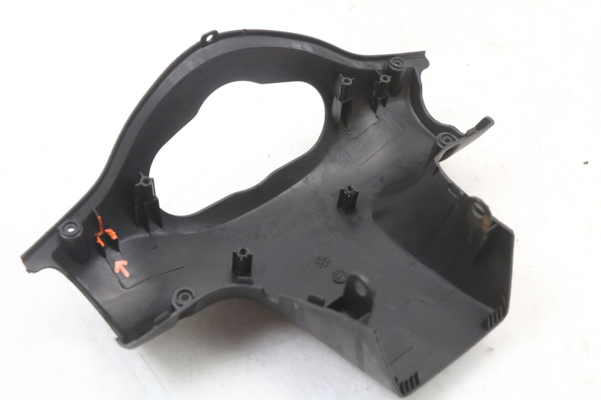 photo de HANDLE BAR REAR PANEL KYMCO AGILITY CARRY 50 (2011 - 2020) - Fixing points details