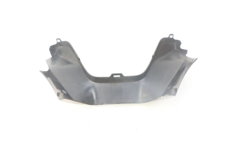 photo de REAR HANDLEBAR COVER SUZUKI AN BURGMAN 400 (2006 - 2010) - Technical close-up