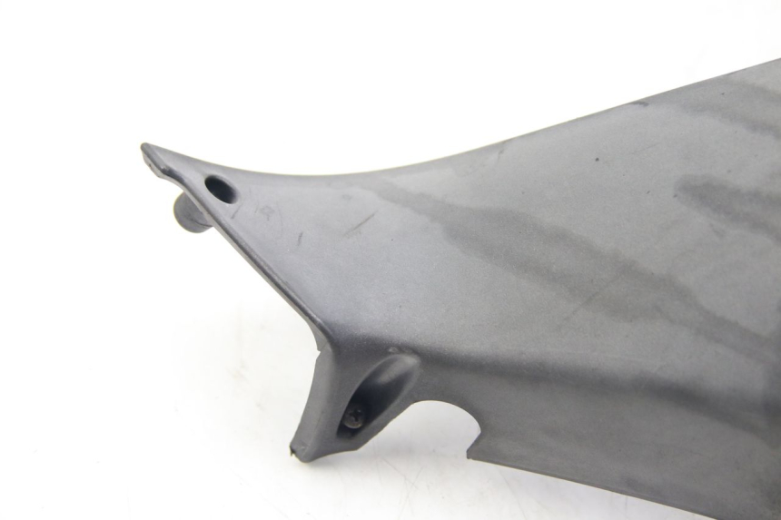 photo de REAR HANDLEBAR COVER APRILIA ATLANTIC 500 (2002 - 2003) - Additional view of the item