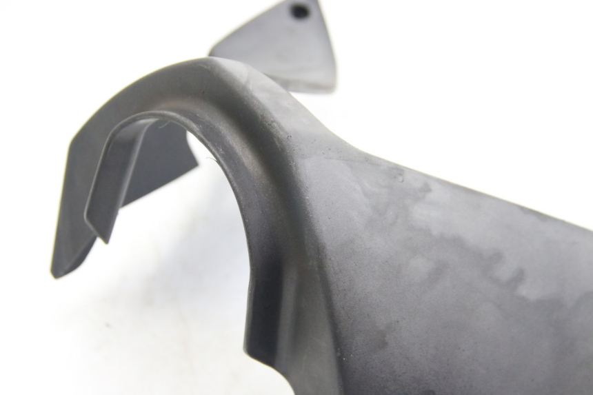 photo de REAR HANDLEBAR COVER APRILIA ATLANTIC 500 (2002 - 2003) - Distinctive features