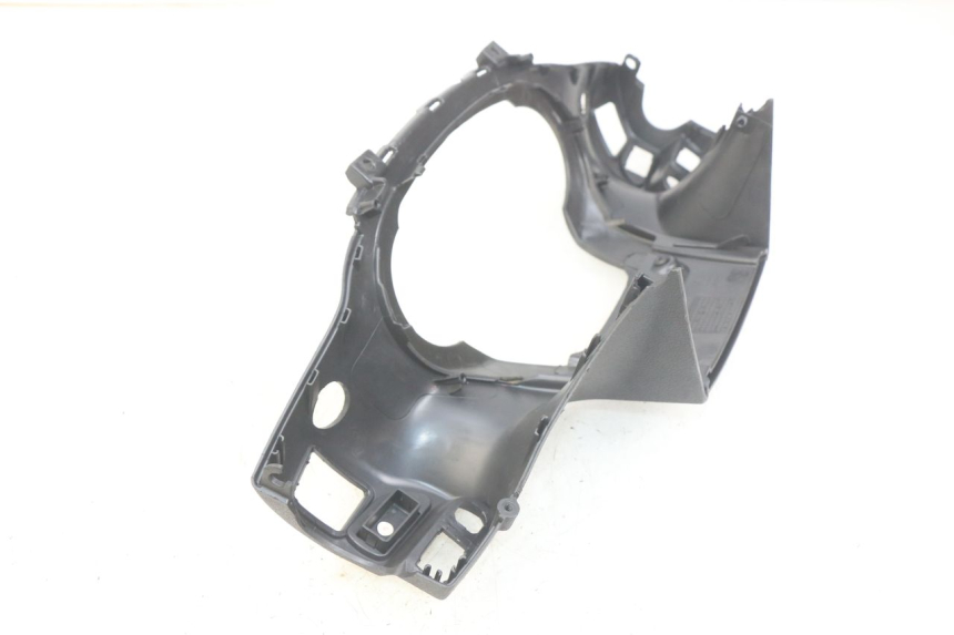photo de REAR HANDLEBAR COVER PIAGGIO BEVERLY 125 (2010 - 2015) - Component detail